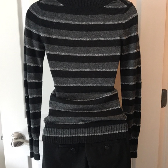 Express striped black/gray/silver sweater - Picture 4 of 6